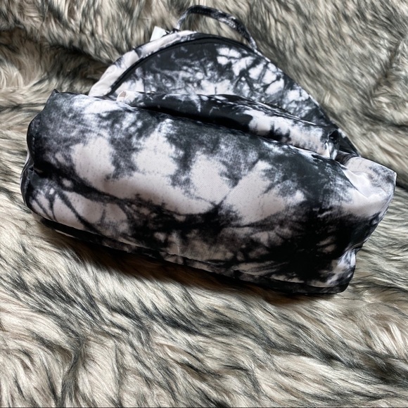 Tie Dye Grunge Got Your Back Backpack - Picture 10 of 10